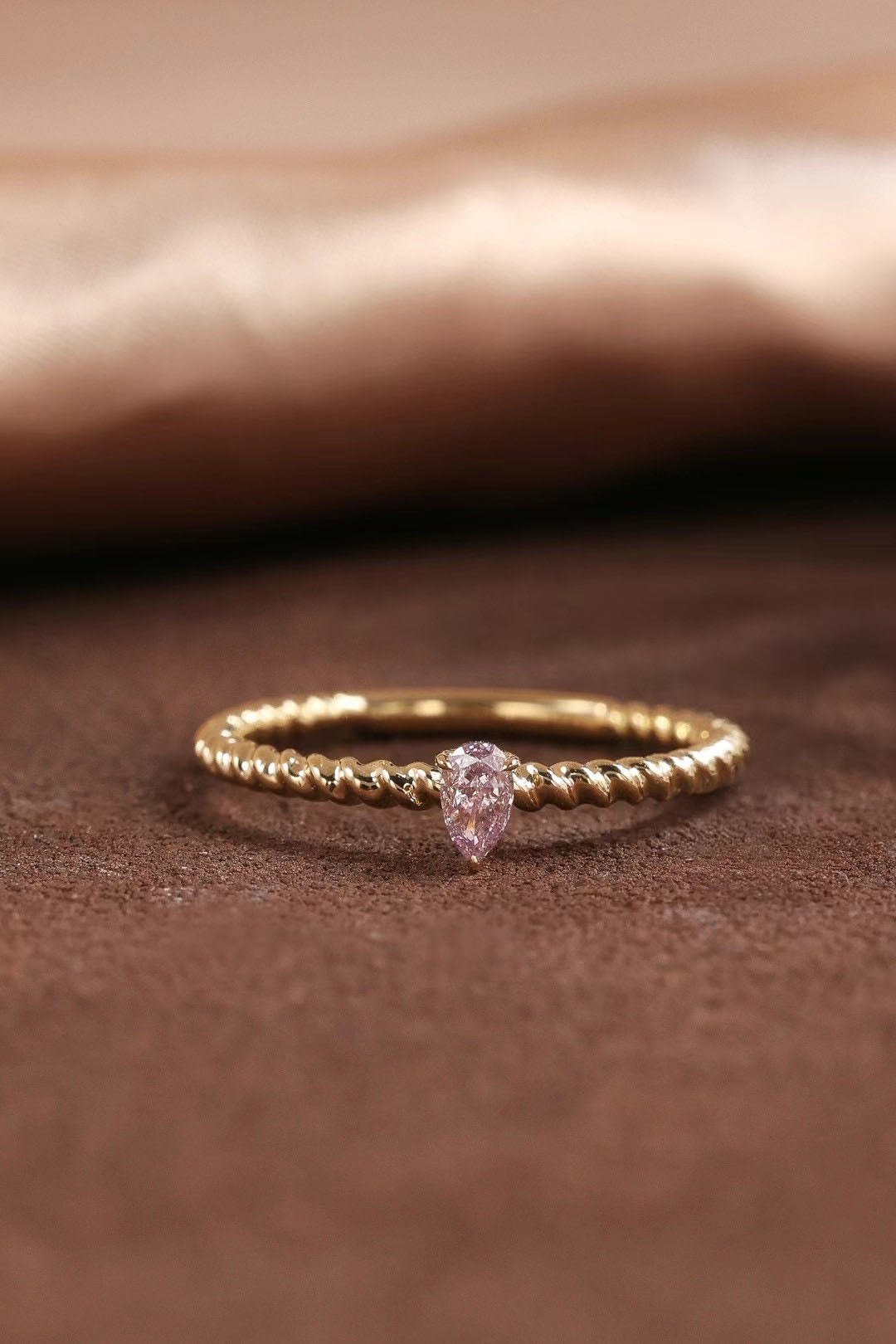 Pink Pear Lab-Grown Diamond Twisted Band Ring